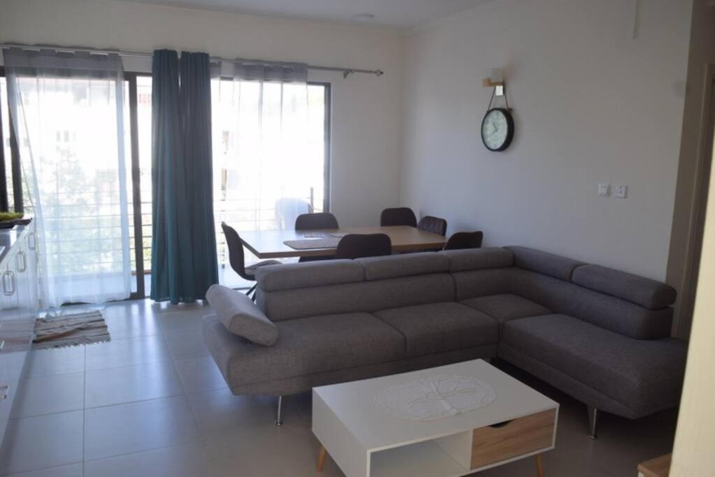 Westside Holidays Flic En Flac Beach Εξωτερικό φωτογραφία