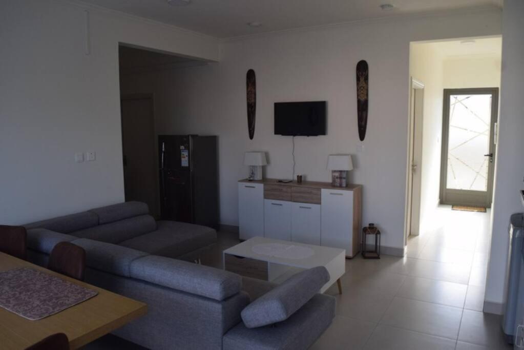 Westside Holidays Flic En Flac Beach Εξωτερικό φωτογραφία